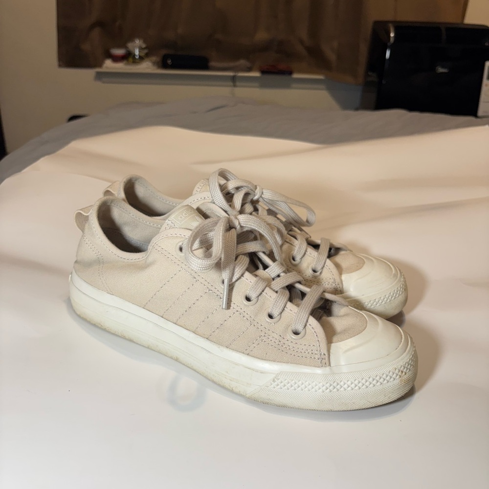 adidas Nizza Cream Sneakers